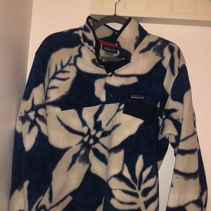 patagonia fleece pullover